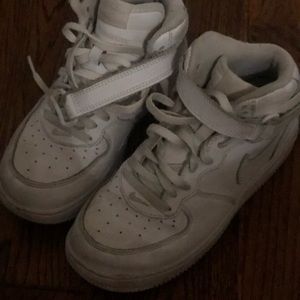 NIKE Air Force 1 Youth